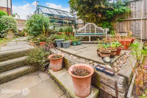 Photo 25- click for photo gallery